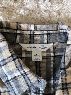 Old Navy Plaid Boyfriend Shirt - Gray & Cream